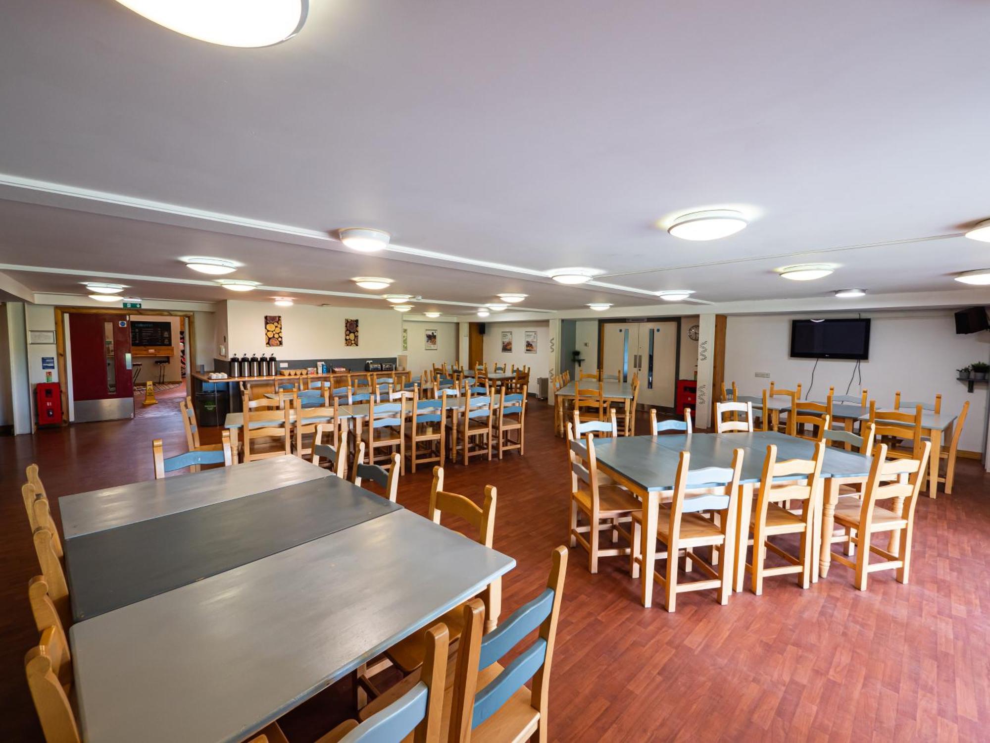 YHA London Lee Valley Cheshunt Extérieur photo